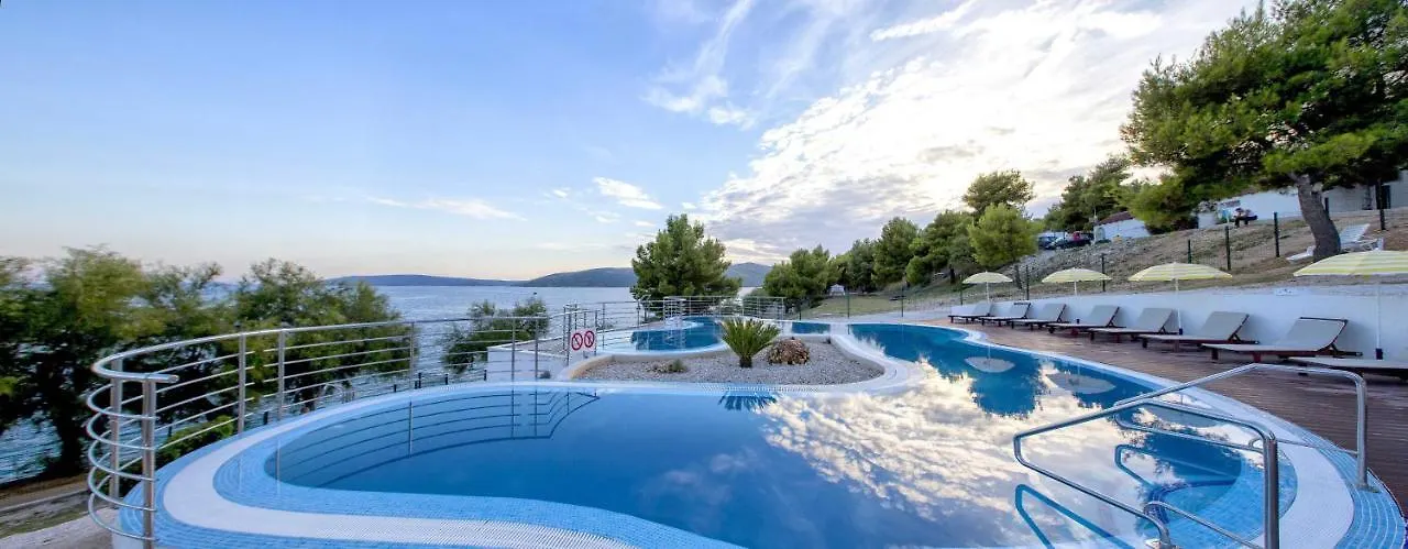 База отдыха Happy Camp Mobile Homes In Camping Amadria Park Camping Trogir Сегет-Враница